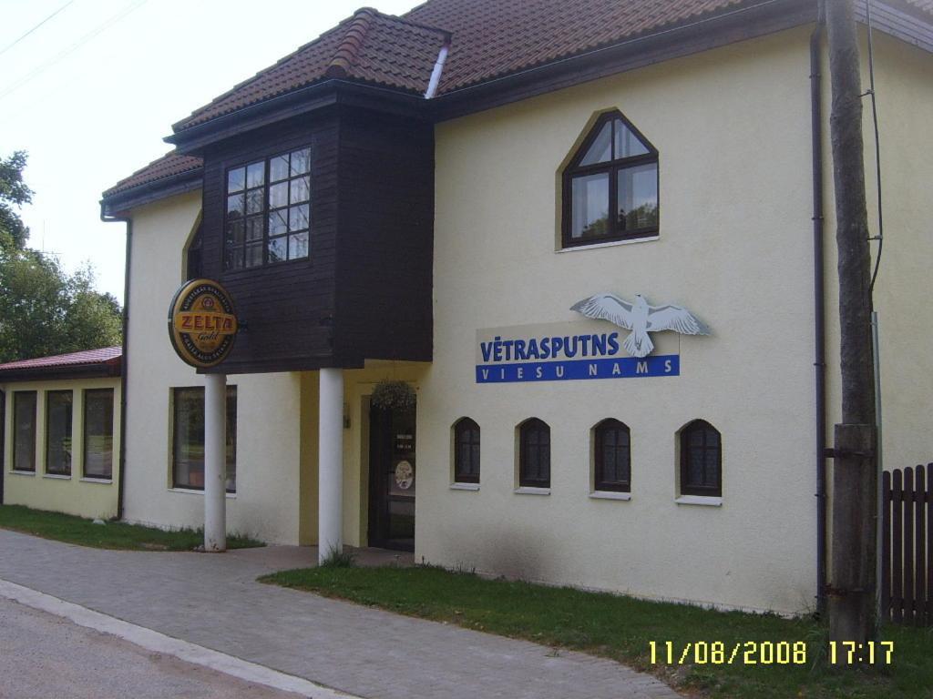 Vetrasputns Hotel Mersrags Exterior photo